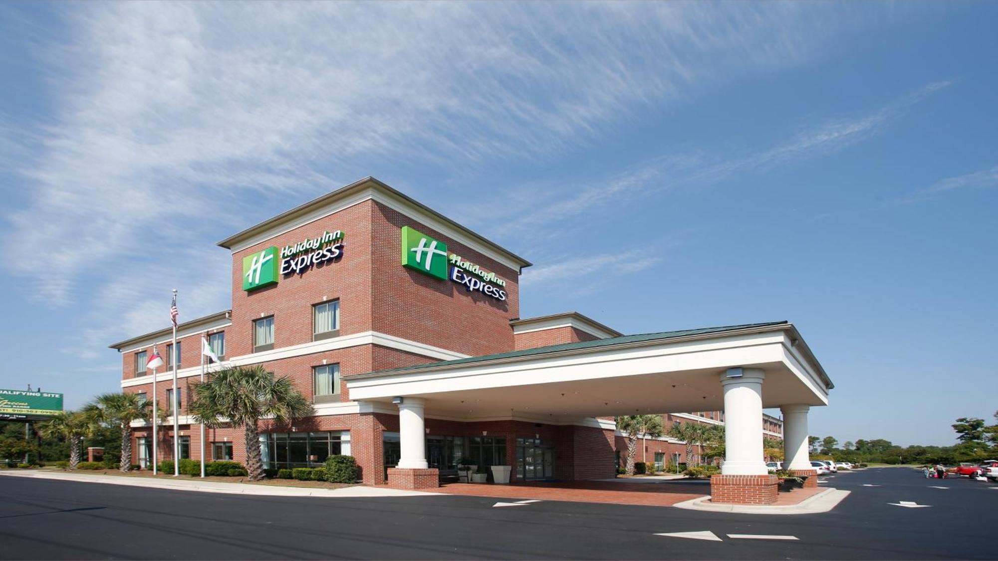 Holiday Inn Express Leland - Wilmington Area By Ihg Экстерьер фото